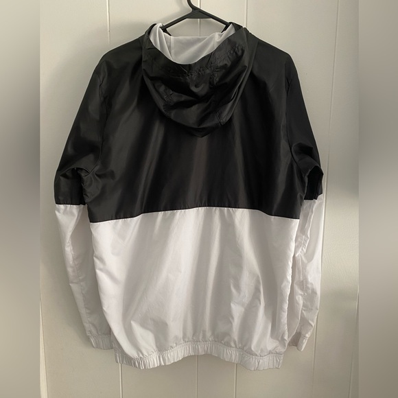 Adidas Men’s Windbreaker - Picture 7 of 7